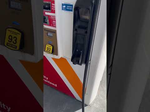 Se disparó la gasolina en ESTADOS UNIDOS a 4,50 dólares por galon #usa