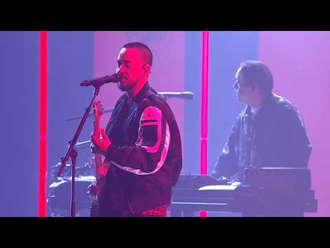 Linkin Park  - Heavy is the crown (Music Video)