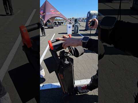 Insane Electric Skateboard Tech #shorts #ev #Electric #race