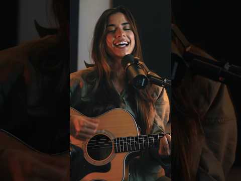 esse louvor da @JullianySouza é lindo demais 🥹 #shorts