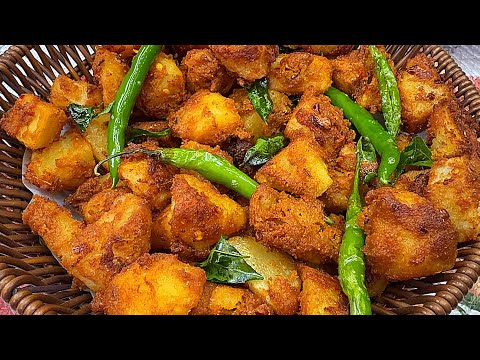 Sare Pakode Fail Hai In Tasty Kurkure Chatpate Spicy Aloo Fry Ke Aage | Easy Crispy Aloo Fry