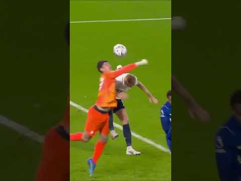 ¡VAYA LIADA DE MIKE PENDERS PARA EL CHELSEA! 😱😱😱