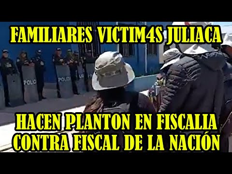 PROTESTAN FRENTE FISCALIA DE JULIACA POR BUSCAR QUE INVESTIGACIONES DE MAS4CRES SEAN LIMA