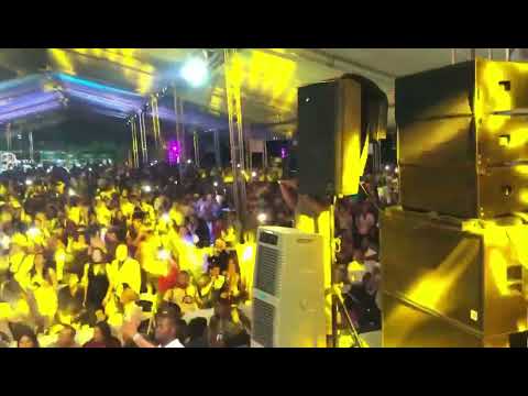 Anthony Santos X Milly Quezada   En Vivo