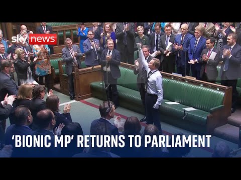 Standing ovation for 'bionic MP' Craig Mackinlay as he returns to Parliament