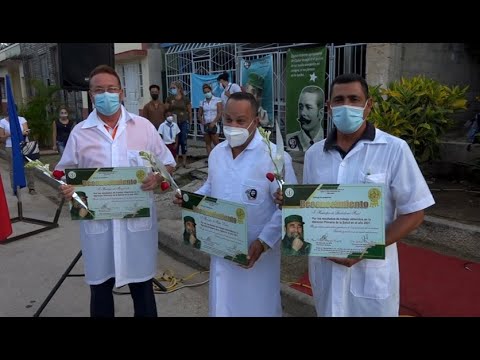 Reconocen quehacer de médicos y enfermeras de la familia en Manzanillo