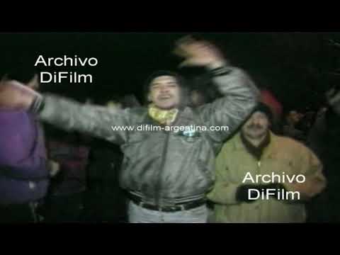 Manifestacion de estudiantes en la capital de Belgrado - Yugoslavia 1996