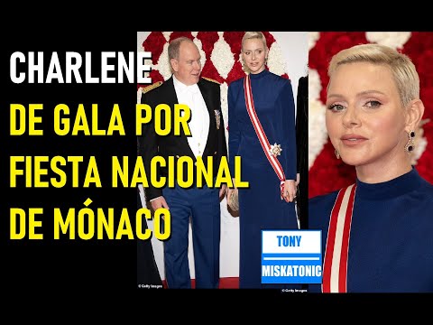 CHARLENE DE MÓNACO VISTE DE LARGO Y AZUL PARA NOCHE DE GALA EN DÍA NACIONAL DE MÓNACO.