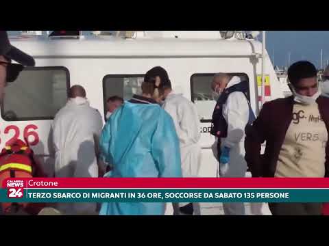 Crotone, Terzo sbarco di migranti in 36 ore: soccorse da sabato 135 persone