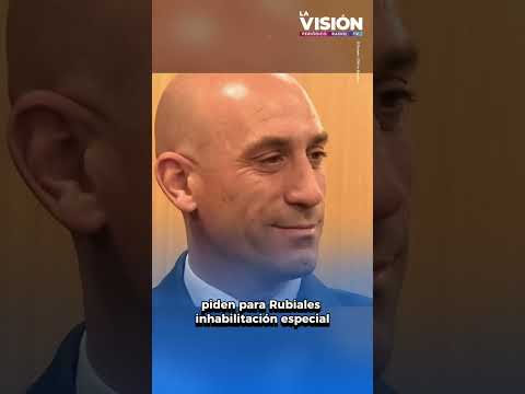 Fiscalía española solicita prisión de dos años y medio para Luis Rubiales por beso a Jenni Hermoso