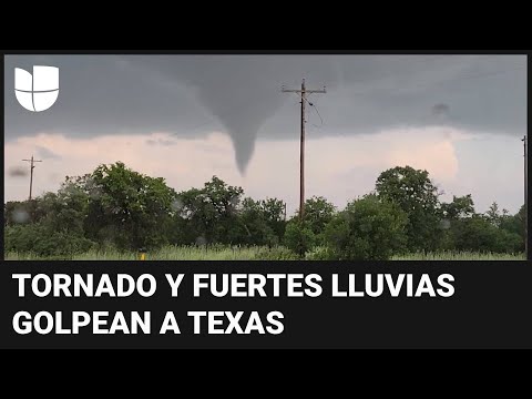 En un minuto: Fuertes lluvias y al menos un tornado golpean Texas