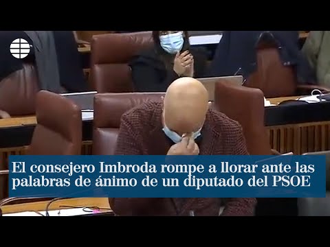 El consejero andaluz Imbroda rompe a llorar ante las palabras de ánimo de un diputado del PSOE