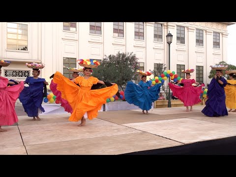 Managua: con  colorida gala cultural más de 200 artistas celebran día nacional de la danza