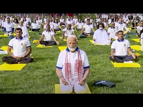 EN VIVO | NARENDRA MODI lidera una práctica de yoga en el Día Internacional del Yoga.