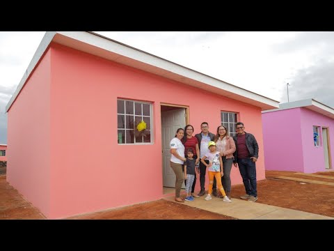 Entregas de viviendas, puestos de salud y escuelas en Nicaragua