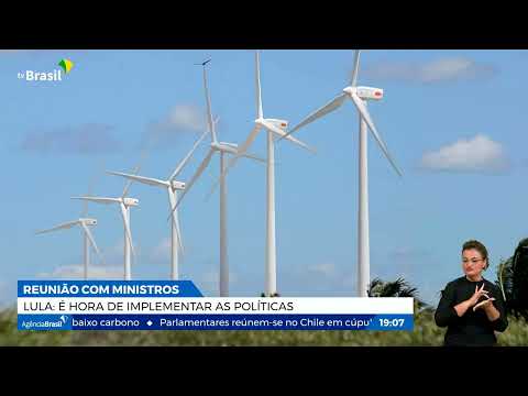 Reunião ministerial faz balanço de seis meses de governo Lula
