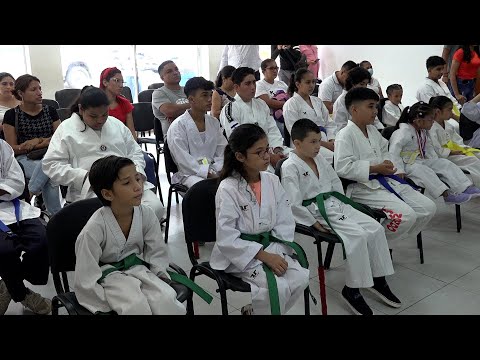 Abanderan a atletas de Taekwondo que participarn en la Copa UTF 2023