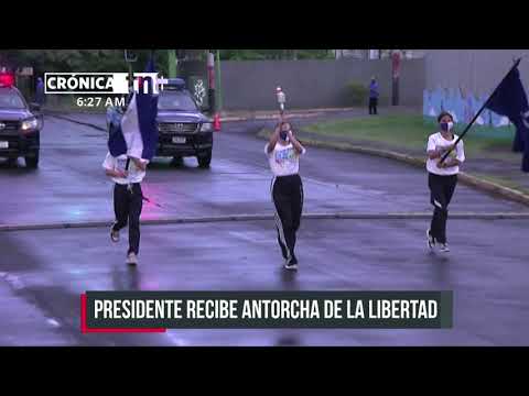 Presidente Daniel Ortega recibe Antorcha Centroamericana de la Libertad - Nicaragua