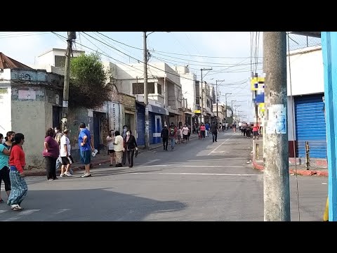 Guatemaltecos esperan el ingreso a mercados en Zona 7