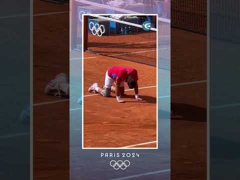 La emoción de Djokovic tras conseguir el oro. #shorts