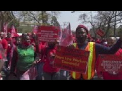 SAfrica healthcare workers protest work conditions