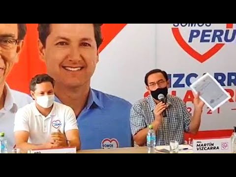Martín Vizcarra mostró cartilla de voluntario del ensayo de vacuna anti covid-19