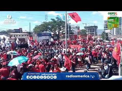 Miles de hondureños en la celebración de los dos años de gobierno de la presidenta Castro