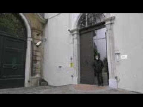 Virus outbreak brings social isolation to Genoa's elderly