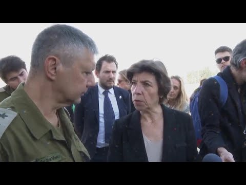 French foreign minister visits forensics unit at Israeli military base