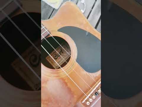 กีตาร์โปร่งเอามาใส่สายกีตาร์ไฟ