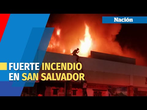 Se registra fuerte incendio en restaurante Pueblo Viejo, en San Salvador