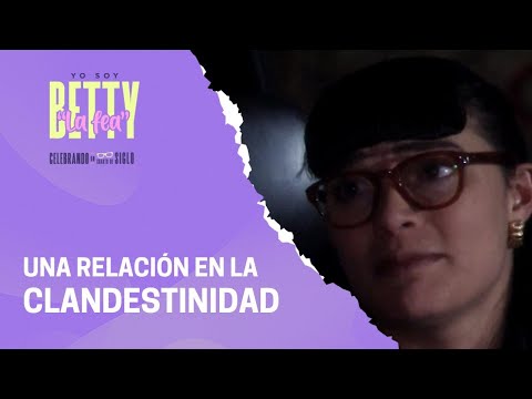 Armando le pide a Betty mantener su relación en privado | Yo soy Betty la fea