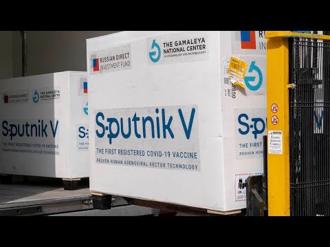 Hoy sale un nuevo vuelo que traerá 500 mil vacunas rusas