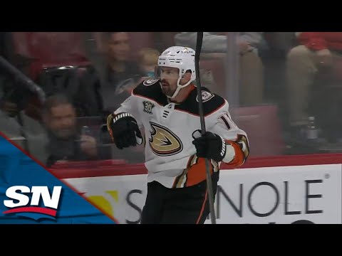 Ducks Alex Killorn Buries Breakaway Goal With Seconds Remaining In First Period