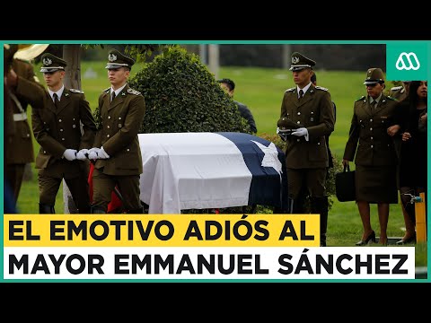 Emotivo adiós al mayor Emmanuel Sánchez en el cementerio Canaán