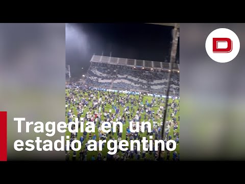 Al menos un muerto y centenares de heridos durante un partido de fútbol en Argentina