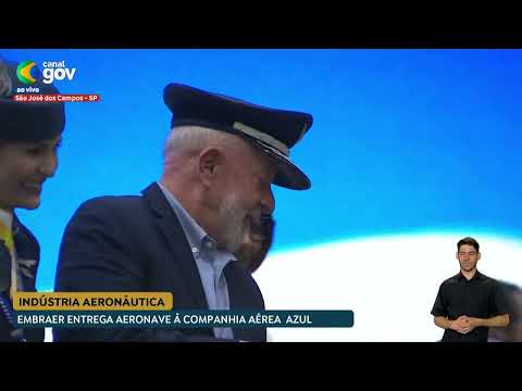 Lula visita Embraer em São José dos Campos e participa de entrega de aeronave da Azul