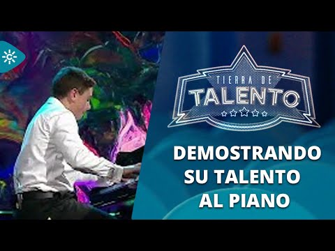 Tierra de talento | Antonio Sánchez deslumbra a todos con su virtuosismo al piano