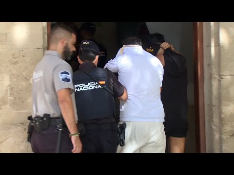 Pasan a disposición judicial los turistas detenidos por la violación grupal en Playa de Palma