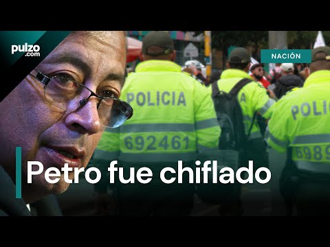Petro es chiflado por fuertes señalamientos de corrupción contra la Policía | Pulzo