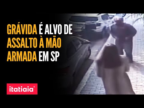 CÂMERA DE SEGURANÇA REGISTRA ASSALTO CONTRA GRÁVIDA EM RUA DE SÃO PAULO