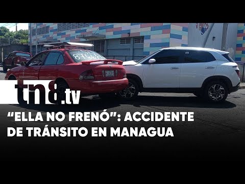 Quedó temporalmente atascada en vehículo tras accidente en Managua