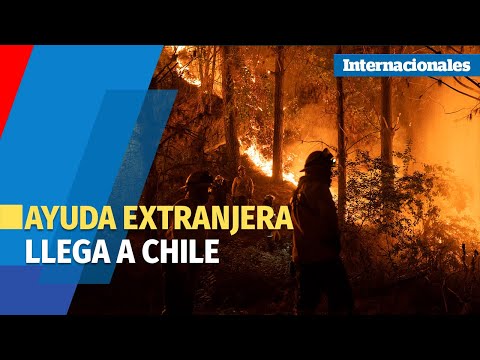Más de 270 efectivos enviados por la Unión Europea combaten los devastadores incendios en Chile