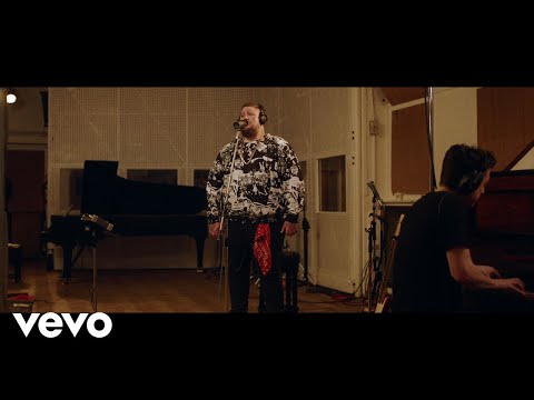 Rag'n'Bone Man - Anywhere Away from Here (Live from Abbey Road)