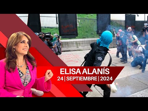 Manifestantes normalistas lanzan petardos al Senado