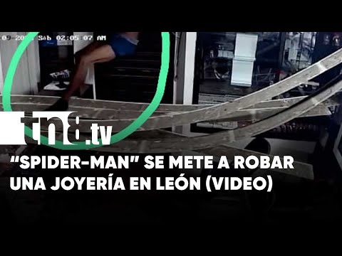 «Spider-Man» de León roba prendas de oro y plata en una joyería (VIDEO)
