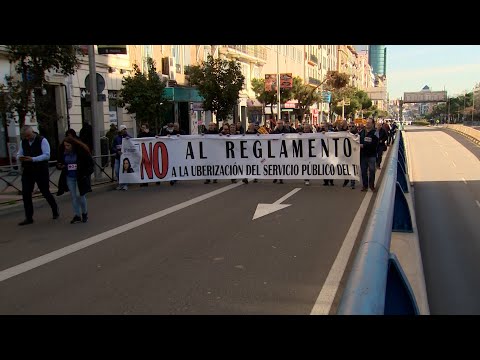 Taxistas se manifiestan contra liberación de Comunidad de Madrid