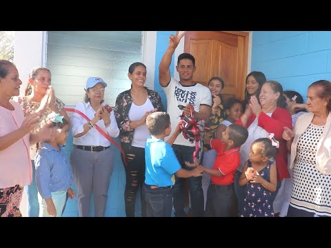 Joven y destacado deportista recibe llaves de su nueva vivienda en Juigalpa