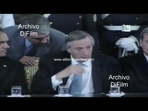 Nestor Kirchner - Argentina deja atras la critica etapa del default 2005