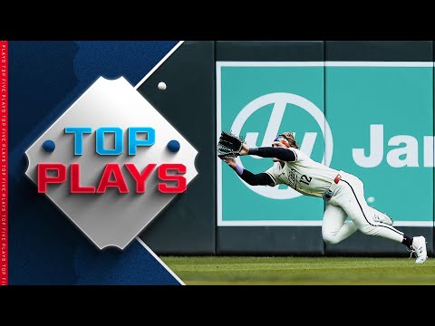 Top MLB Plays of 4/27! (Harrison Bader over-the-shoulder catch, Miguel Vargas web gem, and MORE!)